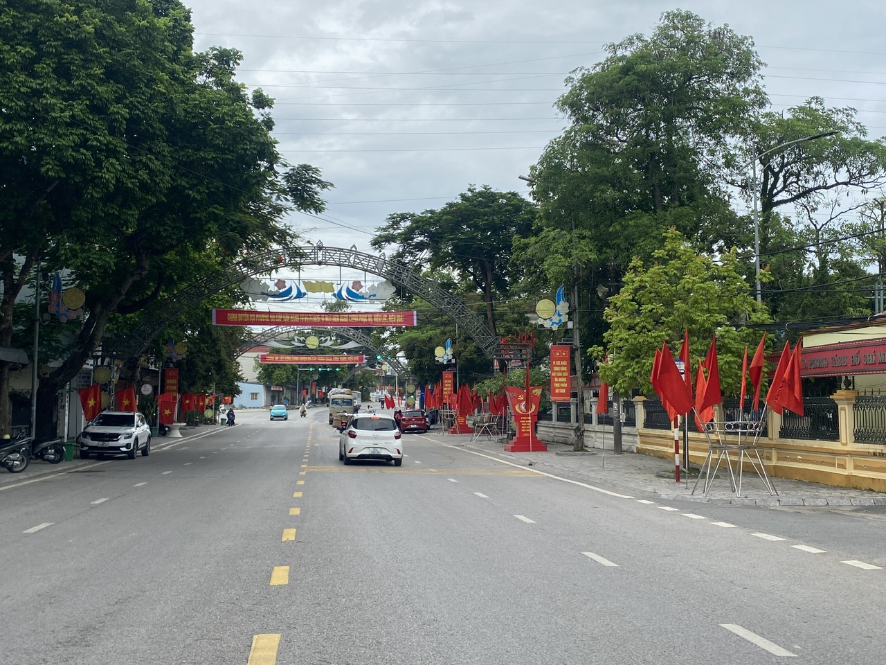 Anh-tin-bai